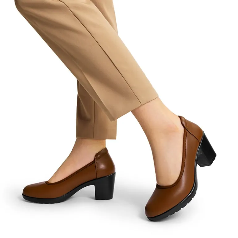 Ascenelle Chunky Low Block Heel Pumps - Edena