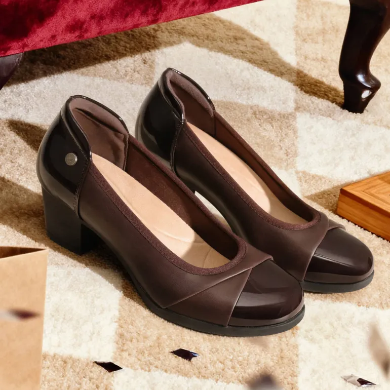 Ascenelle Comfortable Low-Heel Memory Foam Pumps