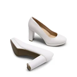Ascenelle Round-Toe Arch Support Block Heel Pumps
