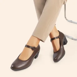 Ascenelle Slip-Resistant Arch Support Mary Jane Pumps