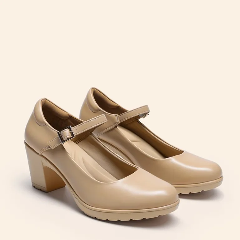 Ascenelle Wide-Toe Classic Mary Jane Pumps