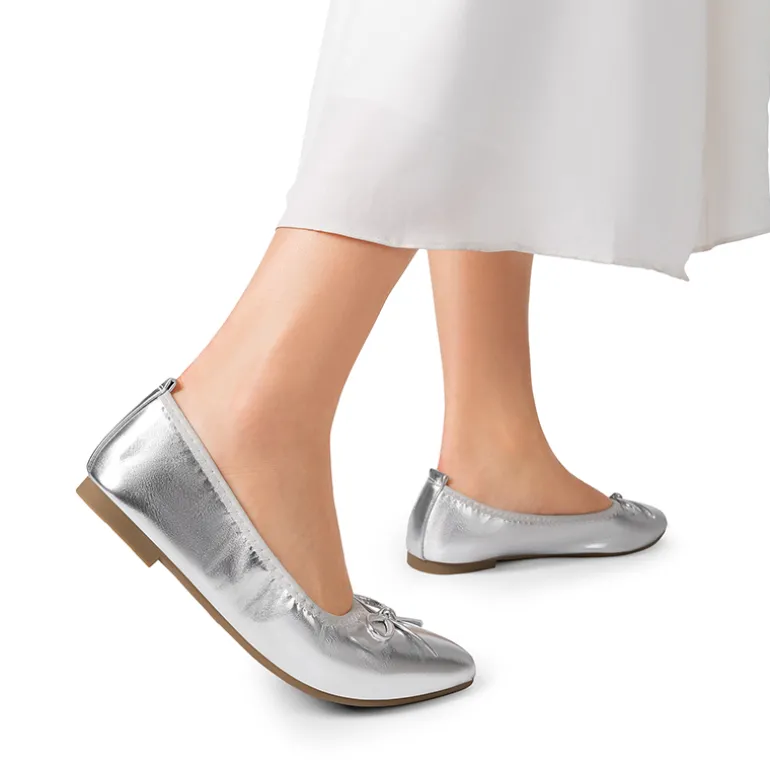 Ascenelle Women's Lightweight Slip-On Ballet Flats
