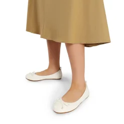 Ascenelle Women’s Wide-Toe Ballet Flats with Arch Support
