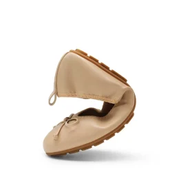 Ascenelle Women’s Wide-Toe Ballet Flats with Arch Support