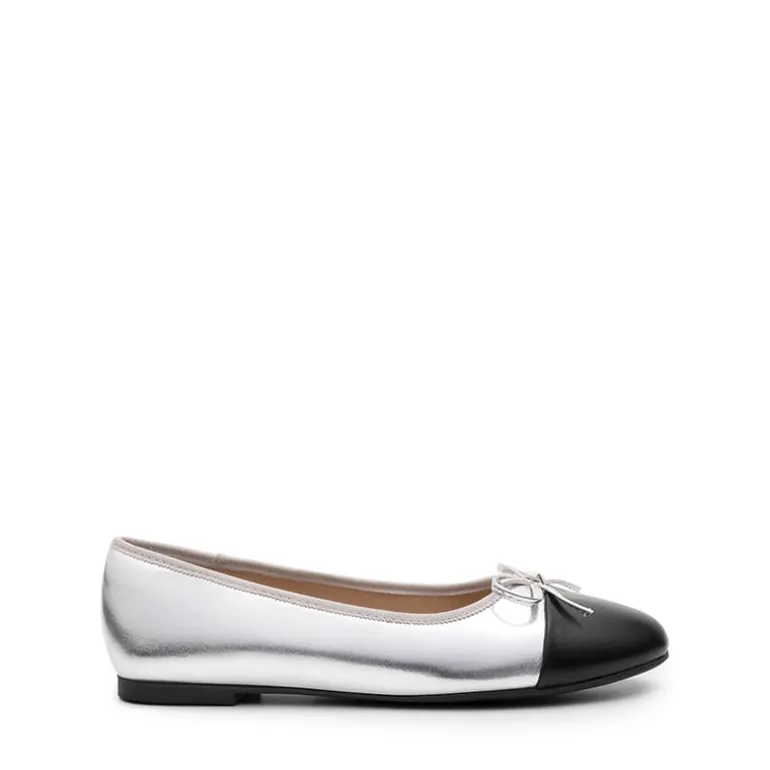 Bow Dual-tone Cap Toe Flats