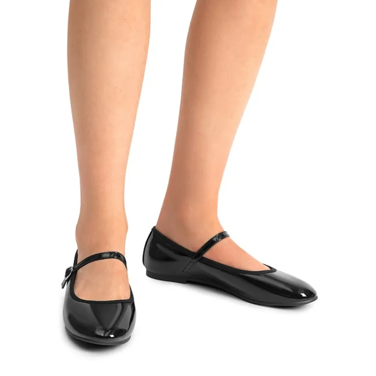 Buckle Round Toe Mary Jane Flats