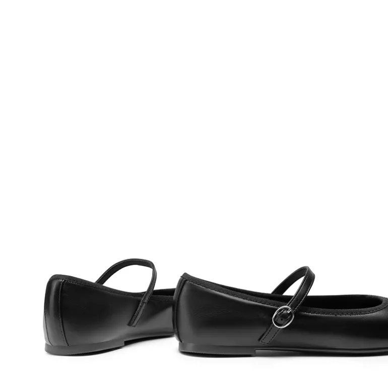 Buckle Round Toe Mary Jane Flats