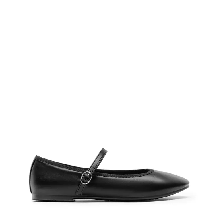 Buckle Round Toe Mary Jane Flats