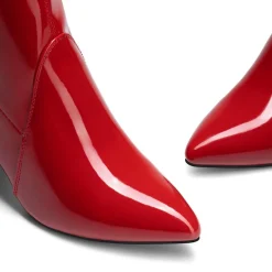 Chic Chunky Heel Ankle Boots