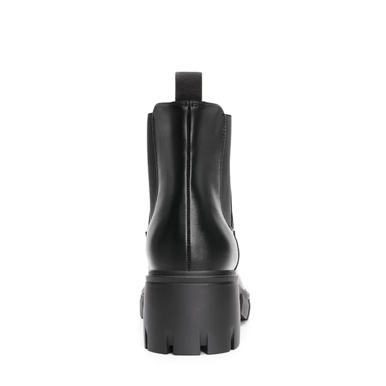 Chunky Lug Sole Chelsea Boots