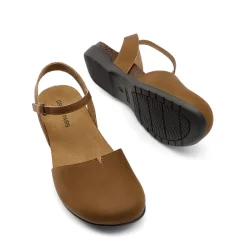 Closed Toe Arch Support Sandals