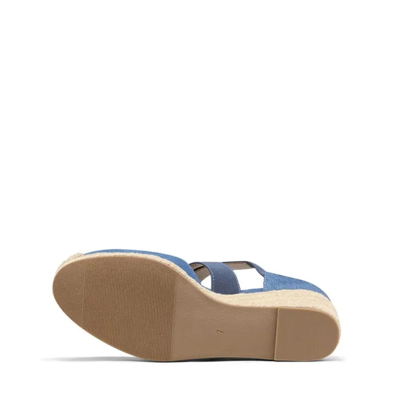 Closed-Toe Criss Cross Espadrille Sandals