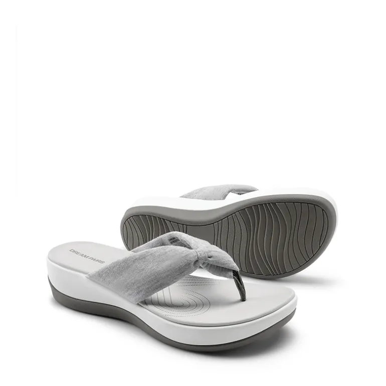 Comfortable Lightweight Anti-Slip Flip-Flops