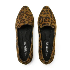 Comfortable Pointed Toe Slip On Loafers