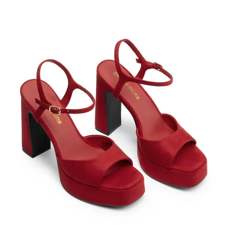 Dreamy Y2K-style Block Heel Platform Sandals