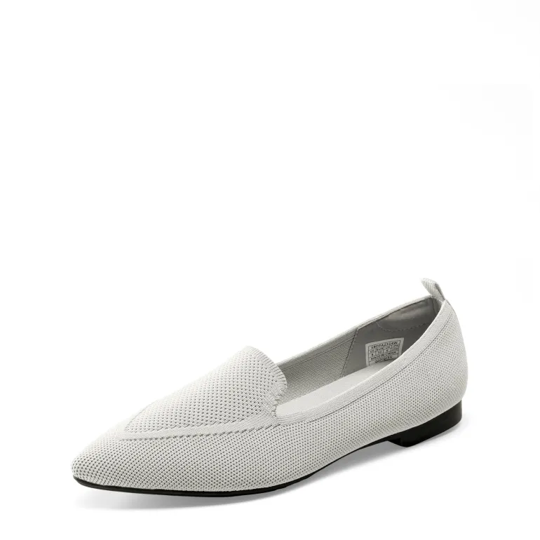 Flexible Pointed Toe Sustainable Loafers