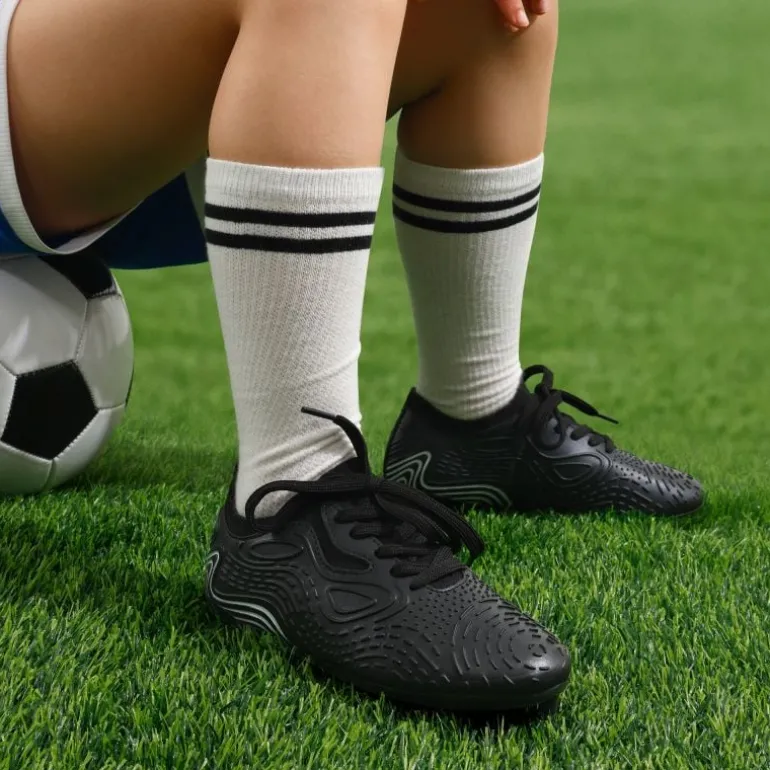 Kids Contoured Upper Soccer Shoes