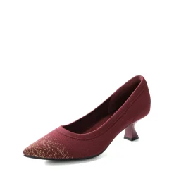 Knitted Pointed-Toe Kitten Heels