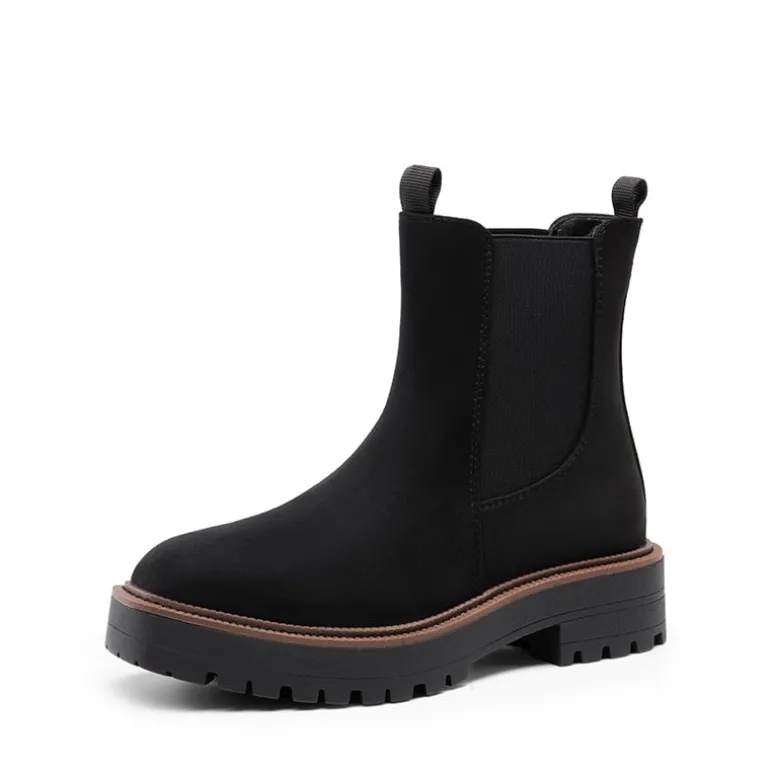 Lug-Sole Slip-on Chelsea boots