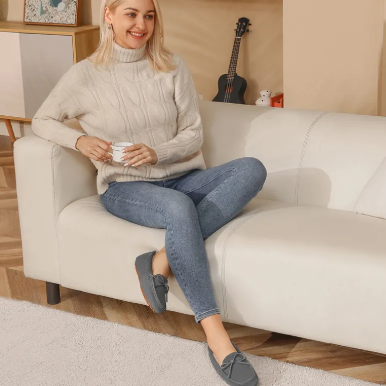 Moccasin Slippers with Faux Fur