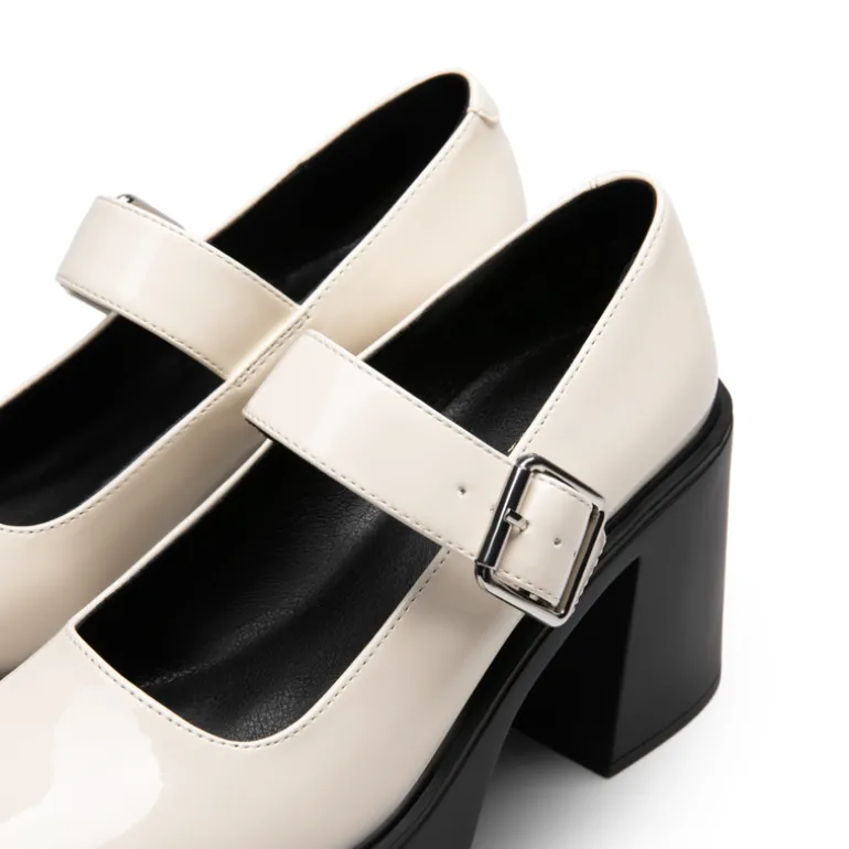 Platform Mary Jane Pumps