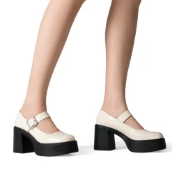 Platform Mary Jane Pumps