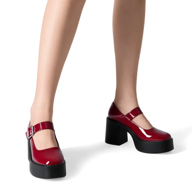 Platform Mary Jane Pumps