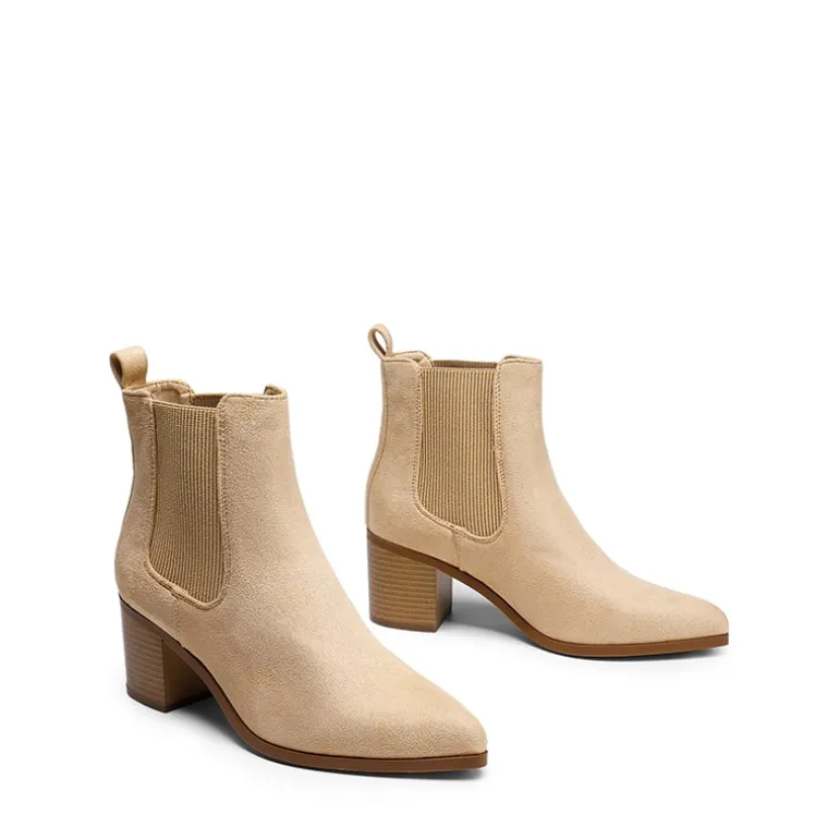 Pointed Toe Chelsea Ankle Boots