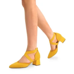 Pointed Toe Criss Cross Pumps