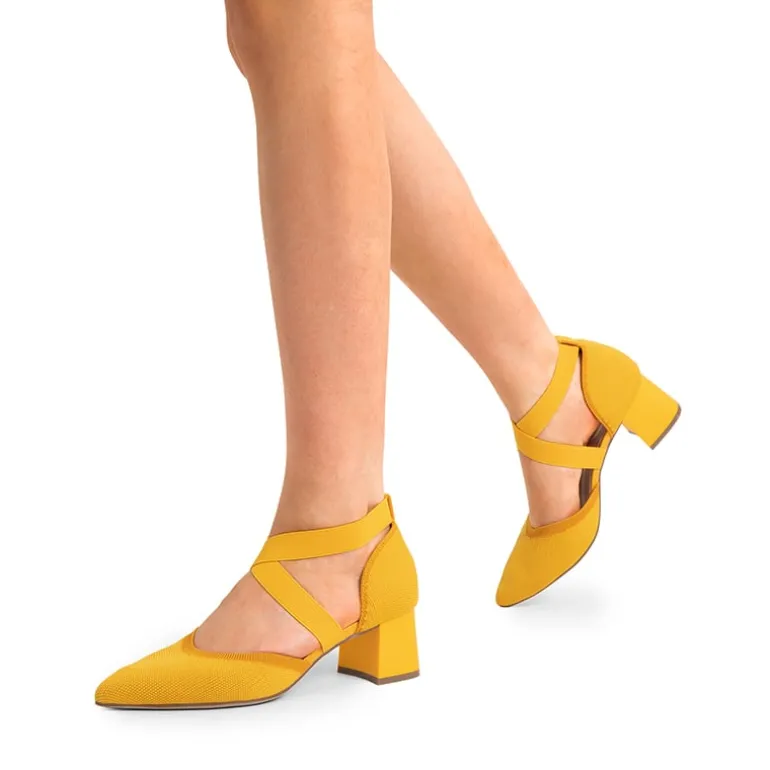 Pointed Toe Criss Cross Pumps