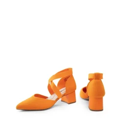 Pointed Toe Criss Cross Pumps
