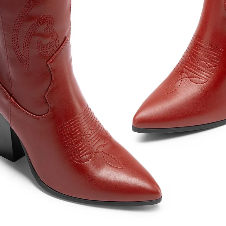 Pointed Toe Embroidered Cowboy Boots