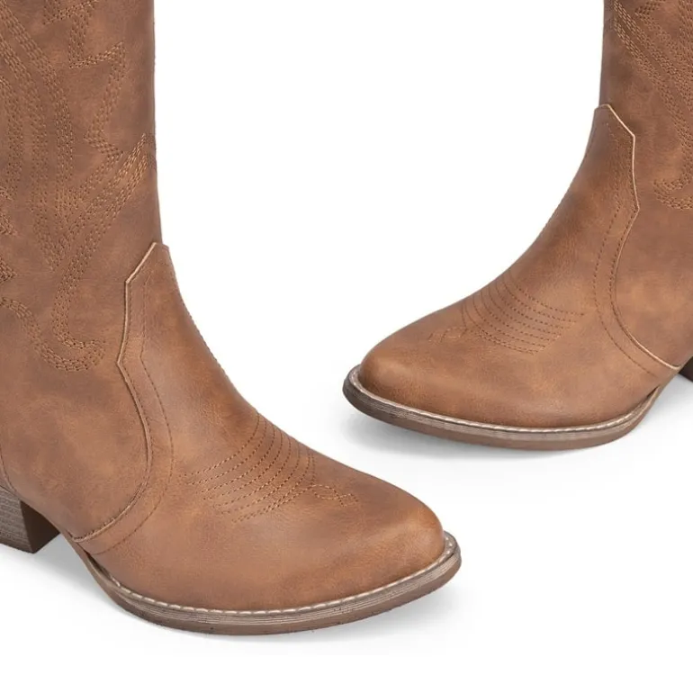 Pointed-Toe Mid-calf Cowgirl Boots