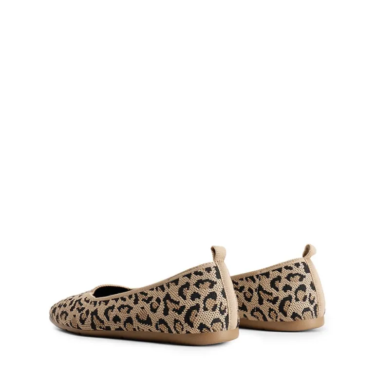 Square Toe Cushioned Knit Flats