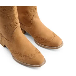 Square Toe Embroidered Cowboy Boots