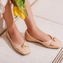 Square Toe Low Wedge Bow Flats