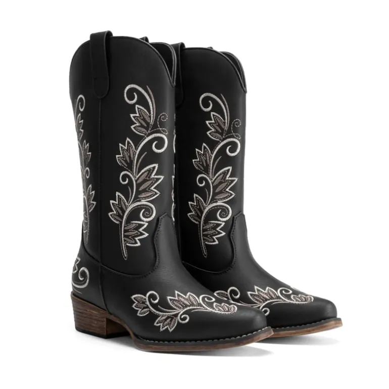 Vintage-inspired Women’s Cowboy Boots