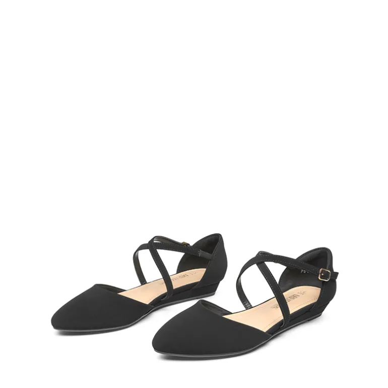 V-shaped Cutout Low Wedge Flats