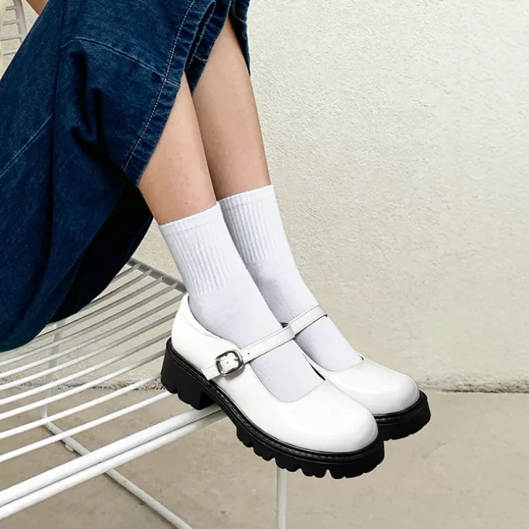 Women’s Chunky Mary Jane Pumps with Padded Collar