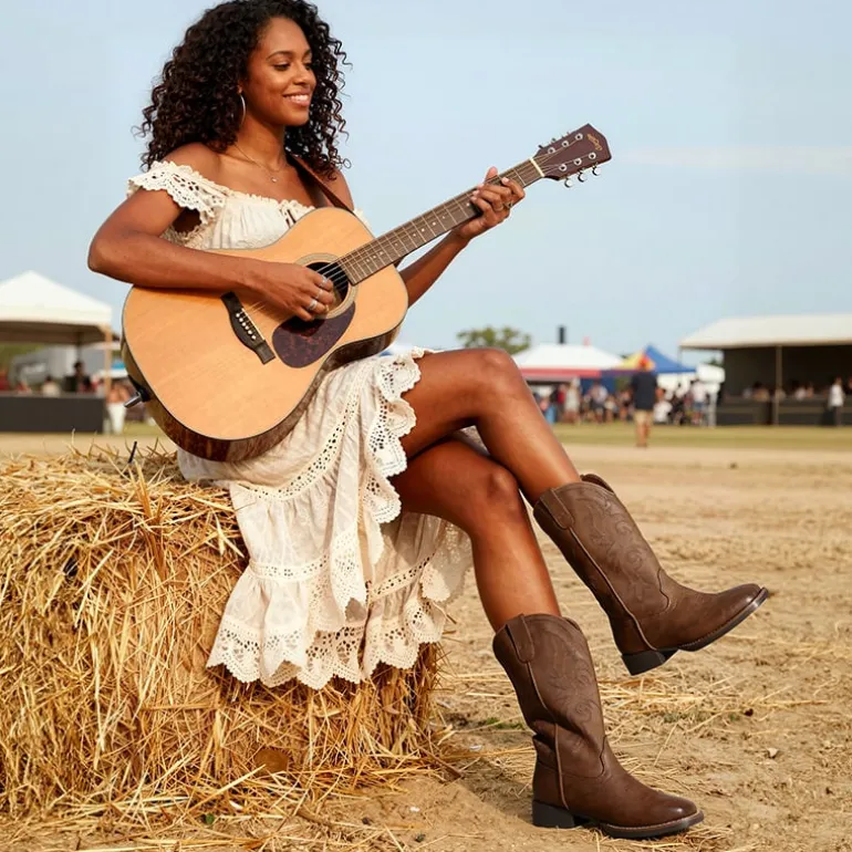 Women's Embroidered Mid-Calf Cowboy Boots