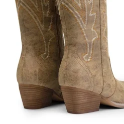 Women’s Mid Heel Western Style Boots
