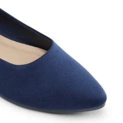 Women’s Pointed Toe Faux Suede Flats