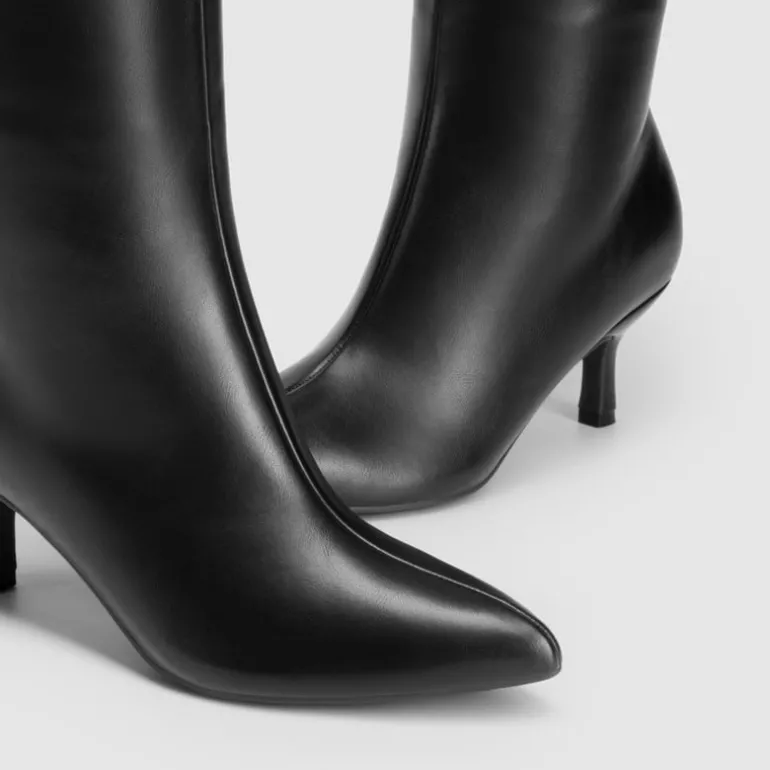 Women’s Pointed-Toe Kitten Heel Boots