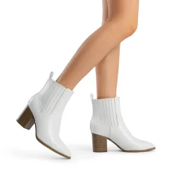 Women’s Sleek Cushioned Ankle Boots