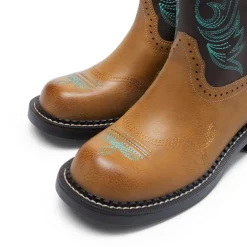 Women’s Slip-On Vintage Western Boots