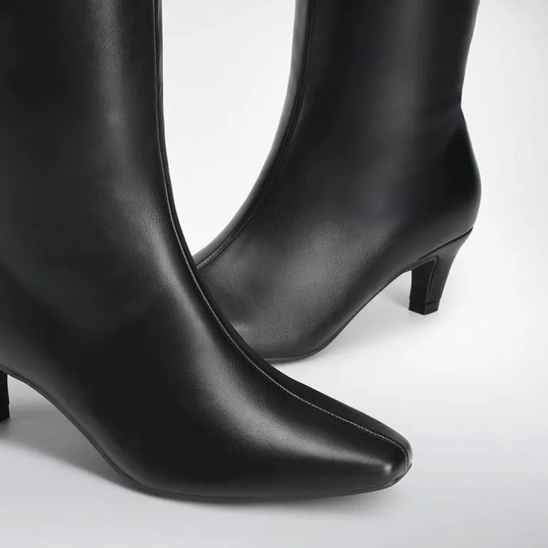 Women’s Wide-Calf Square-Toe Knee-High Boots