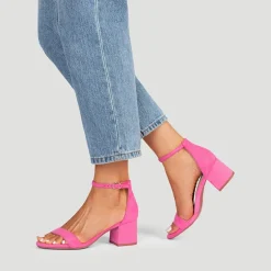 Women’s Wide-Toe Adjustable Buckle Low-Heel Sandals