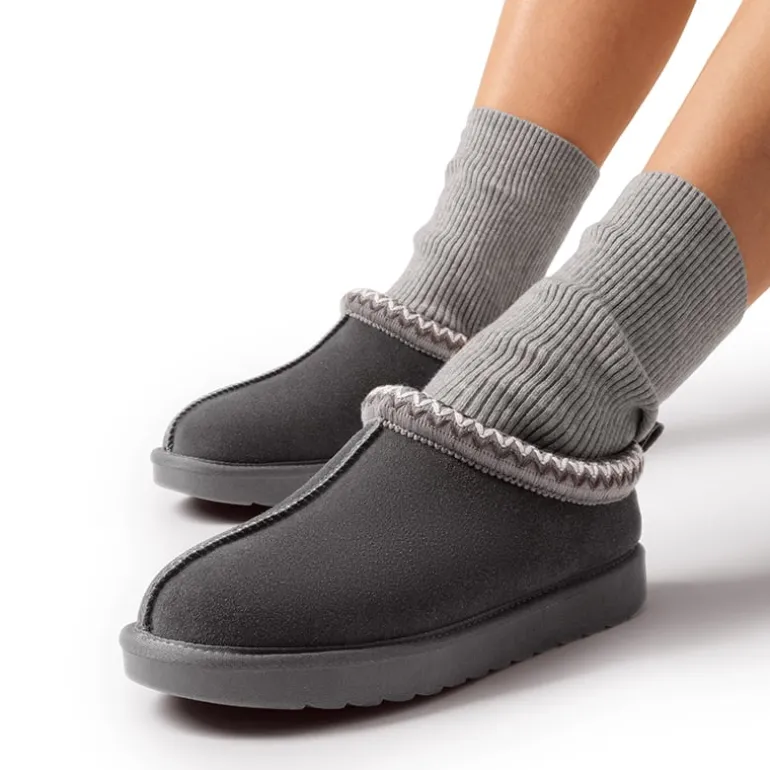 Women’s Wide Toe Fuzzy Cozy Slip-On Slippers